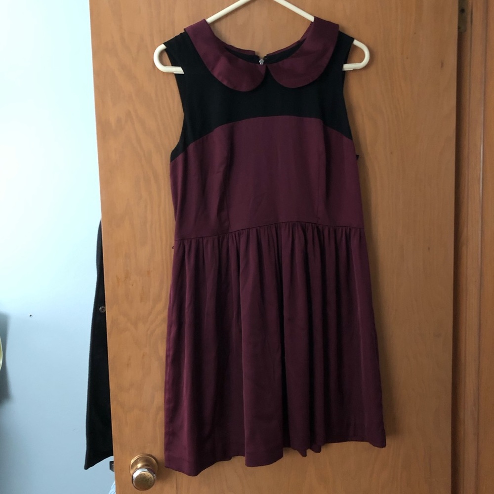 Peter Pan collar // Maroon